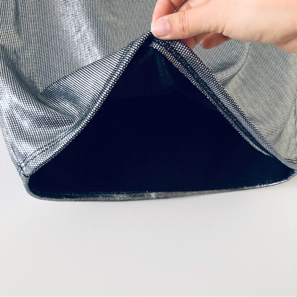 5 for $25! 💕 Agaci Grey Geo Pattern Skirt - Picture 5 of 6